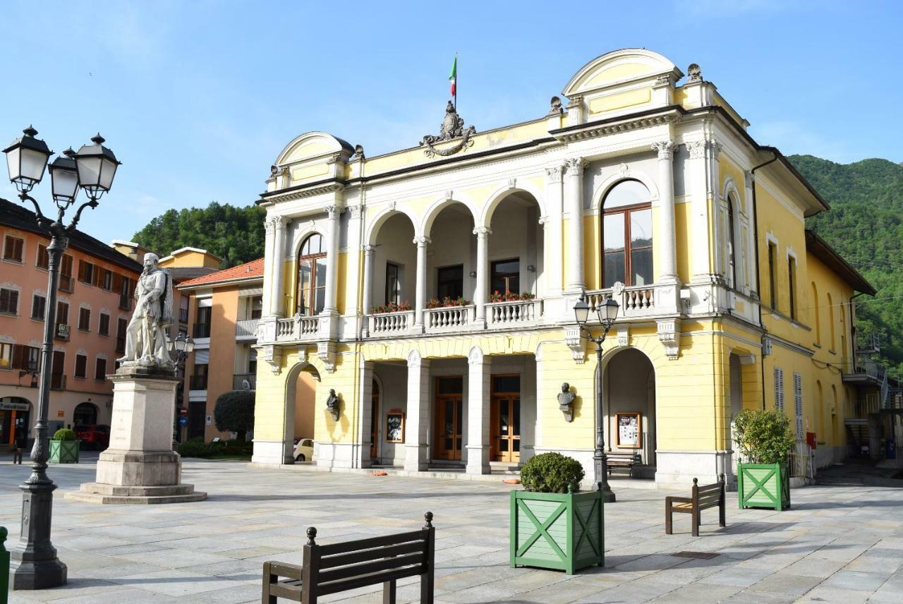 Residenza La Roggia Apartamento Varallo Exterior foto